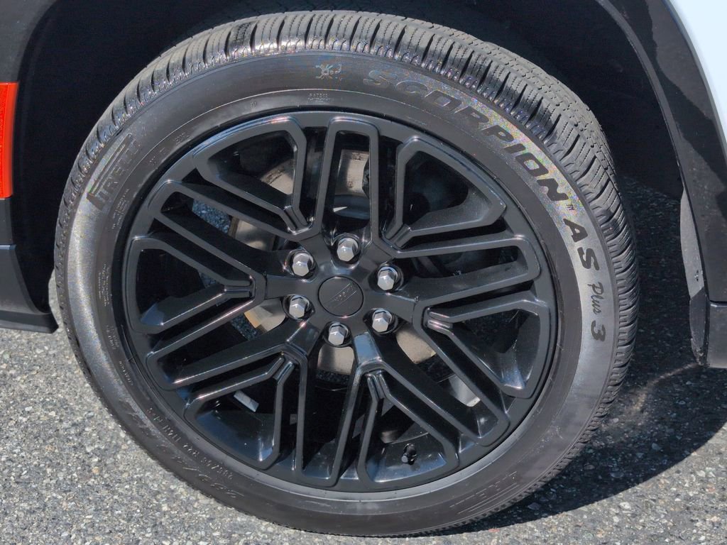 Certified 2023 Jeep Wagoneer Series II image 9