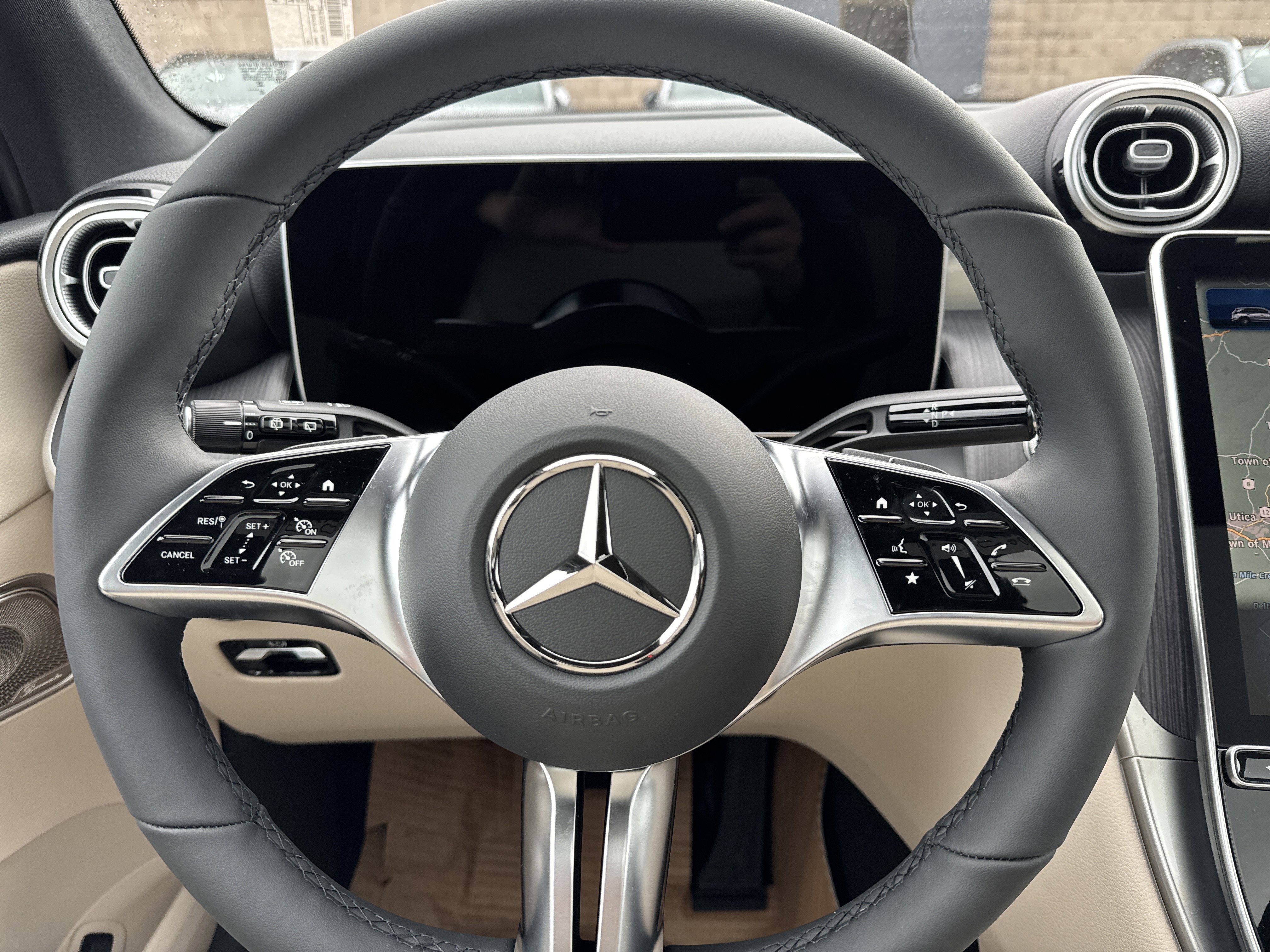 Used 2026 Mercedes-Benz GLC 300 4MATIC image 13