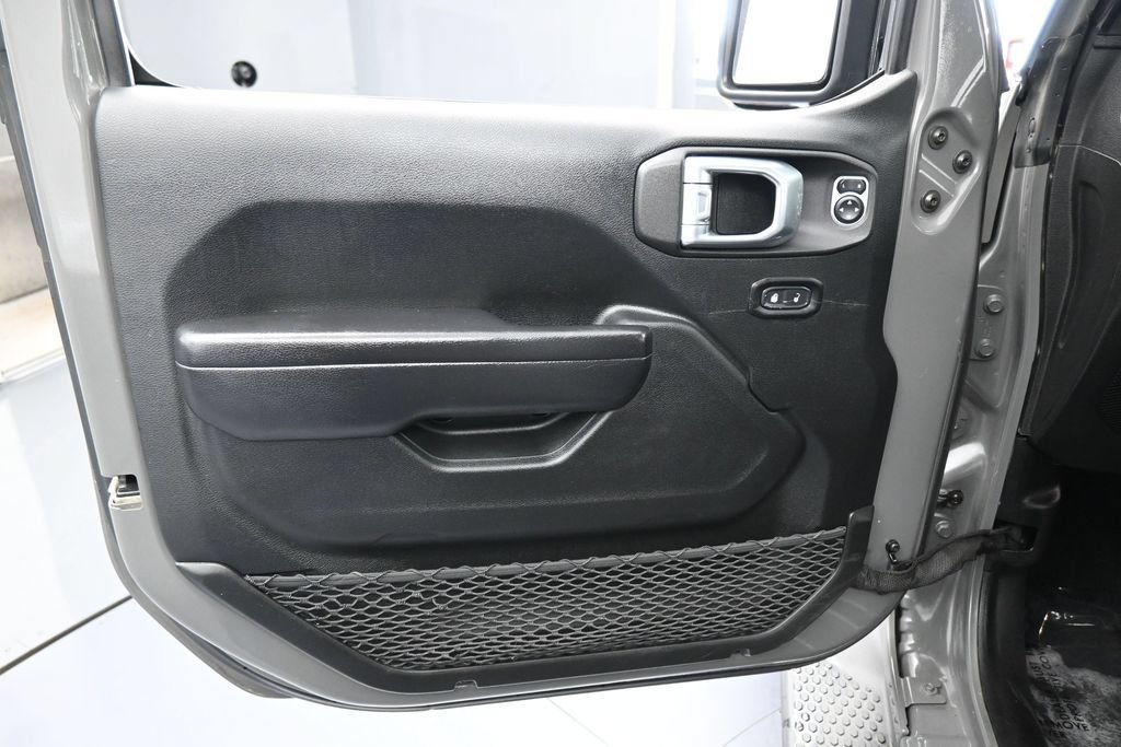 Used 2021 Jeep Wrangler Unlimited Sport AWD/4WD image 13