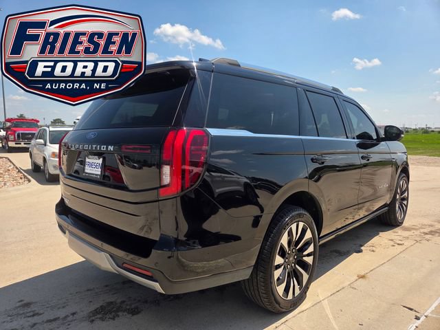 Used 2025 Ford Expedition Platinum w/ Driver's Package AWD/4WD image 7