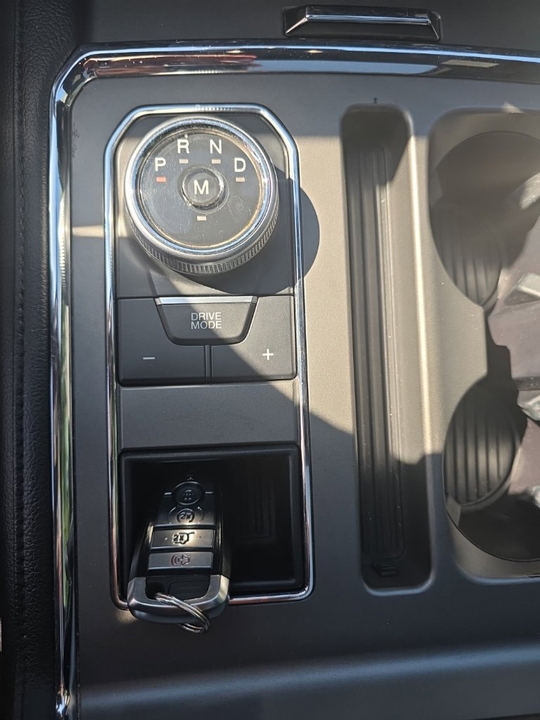 Used 2020 Ford Expedition XLT RWD image 14