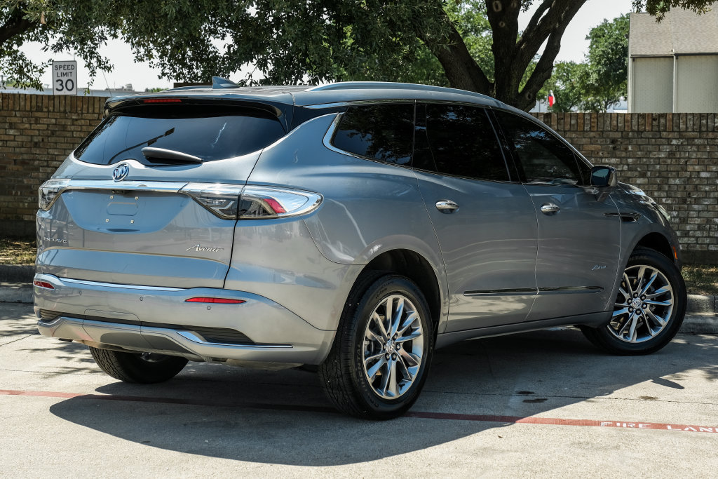 Used 2024 Buick Enclave Avenir w/ Avenir Technology Package FWD image 16