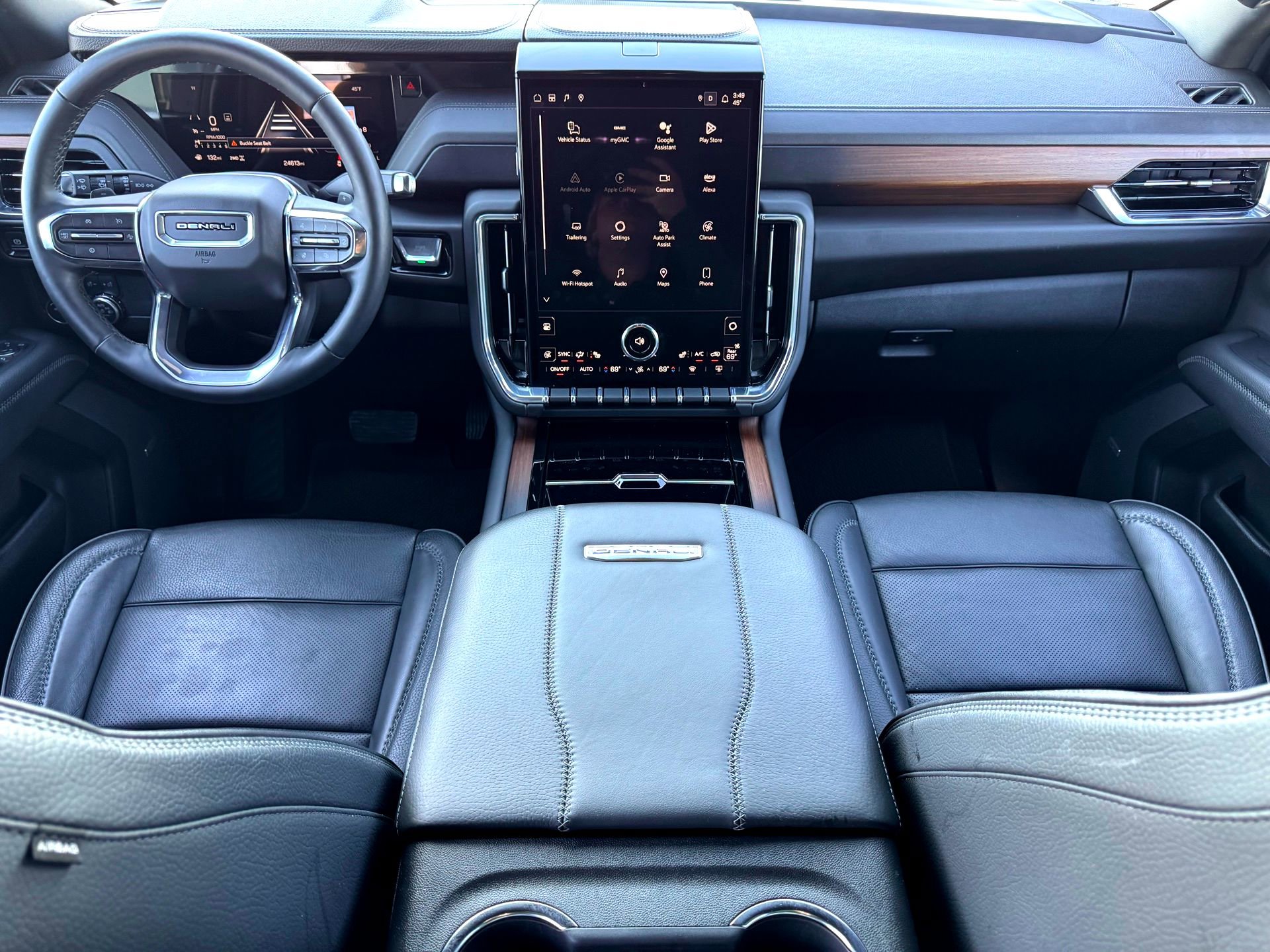 Used 2025 GMC Yukon Denali image 23