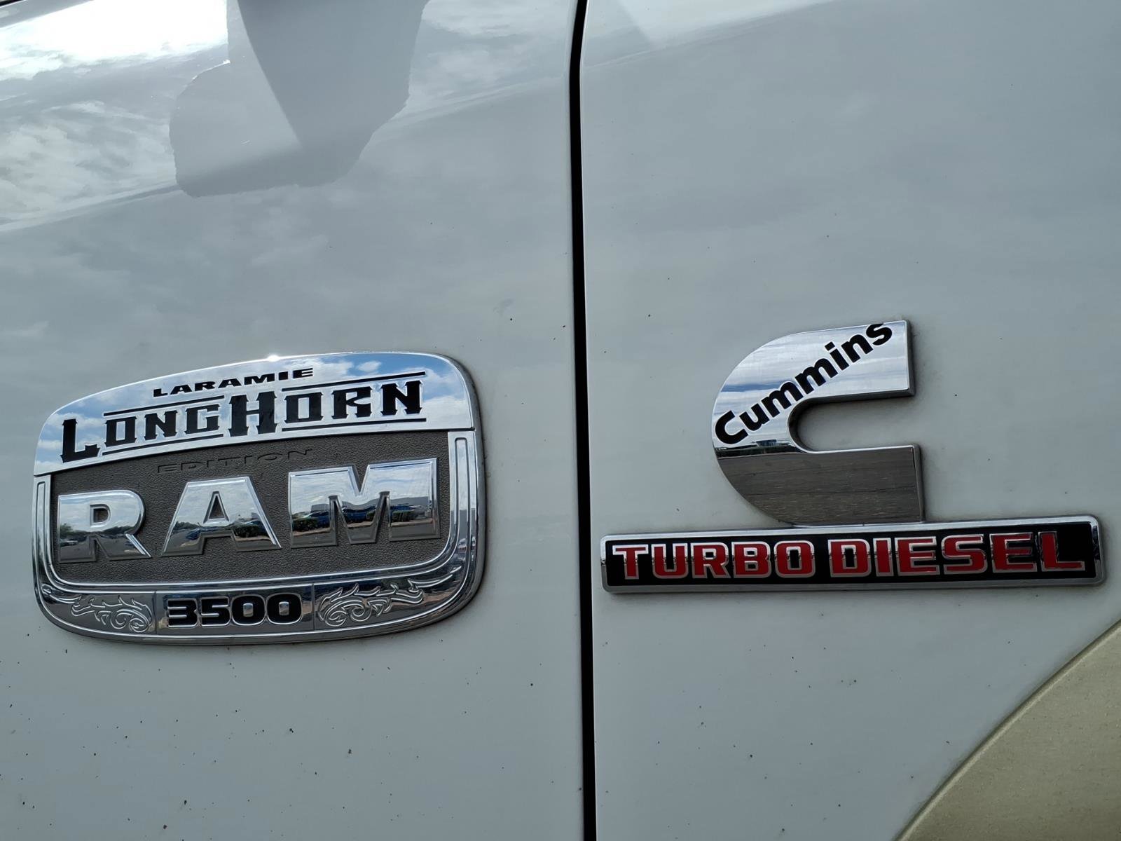 Used 2014 RAM 3500 Laramie Longhorn w/ Convenience Group AWD/4WD image 9