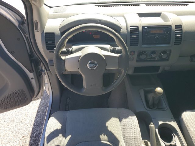 Used 2009 Nissan Frontier XE w/ XE Preferred Pkg RWD image 21