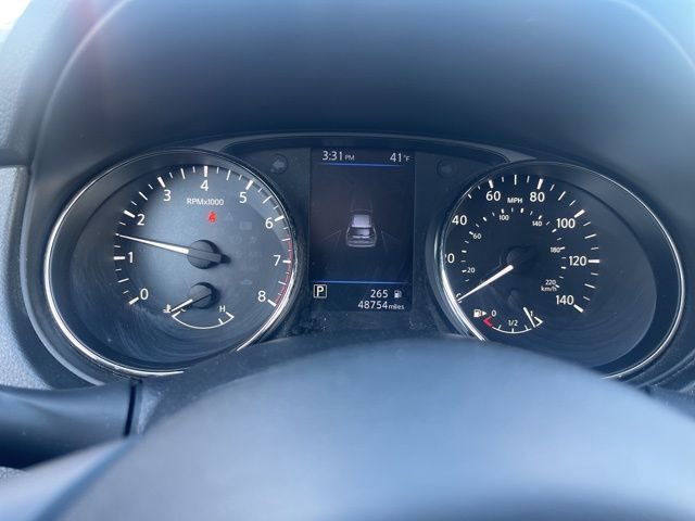 Certified 2019 Nissan Rogue SV w/ Premium Package image 16