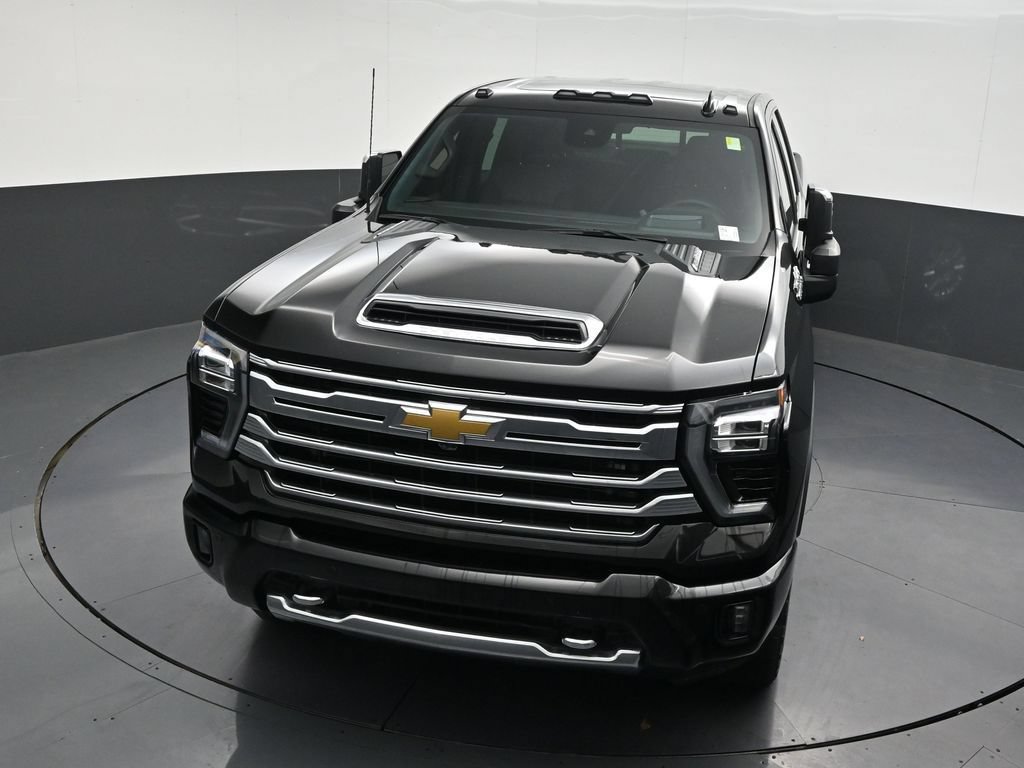 Used 2024 Chevrolet Silverado 2500 High Country w/ High Country Premium Package AWD/4WD image 24