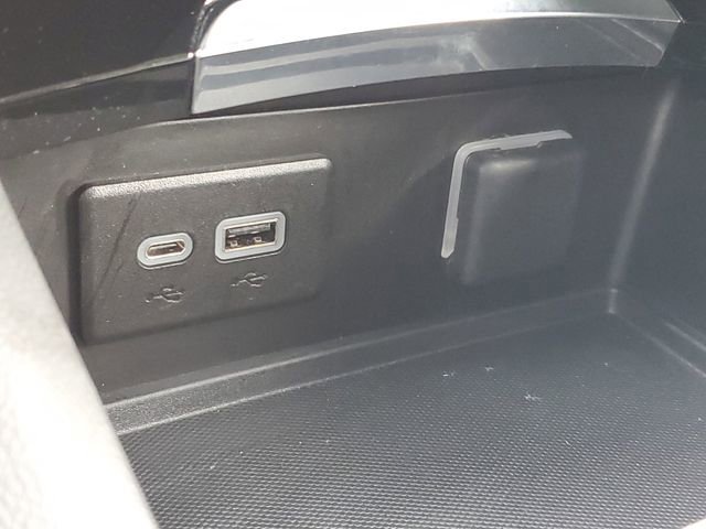 Certified 2023 Buick Envision Essence image 30