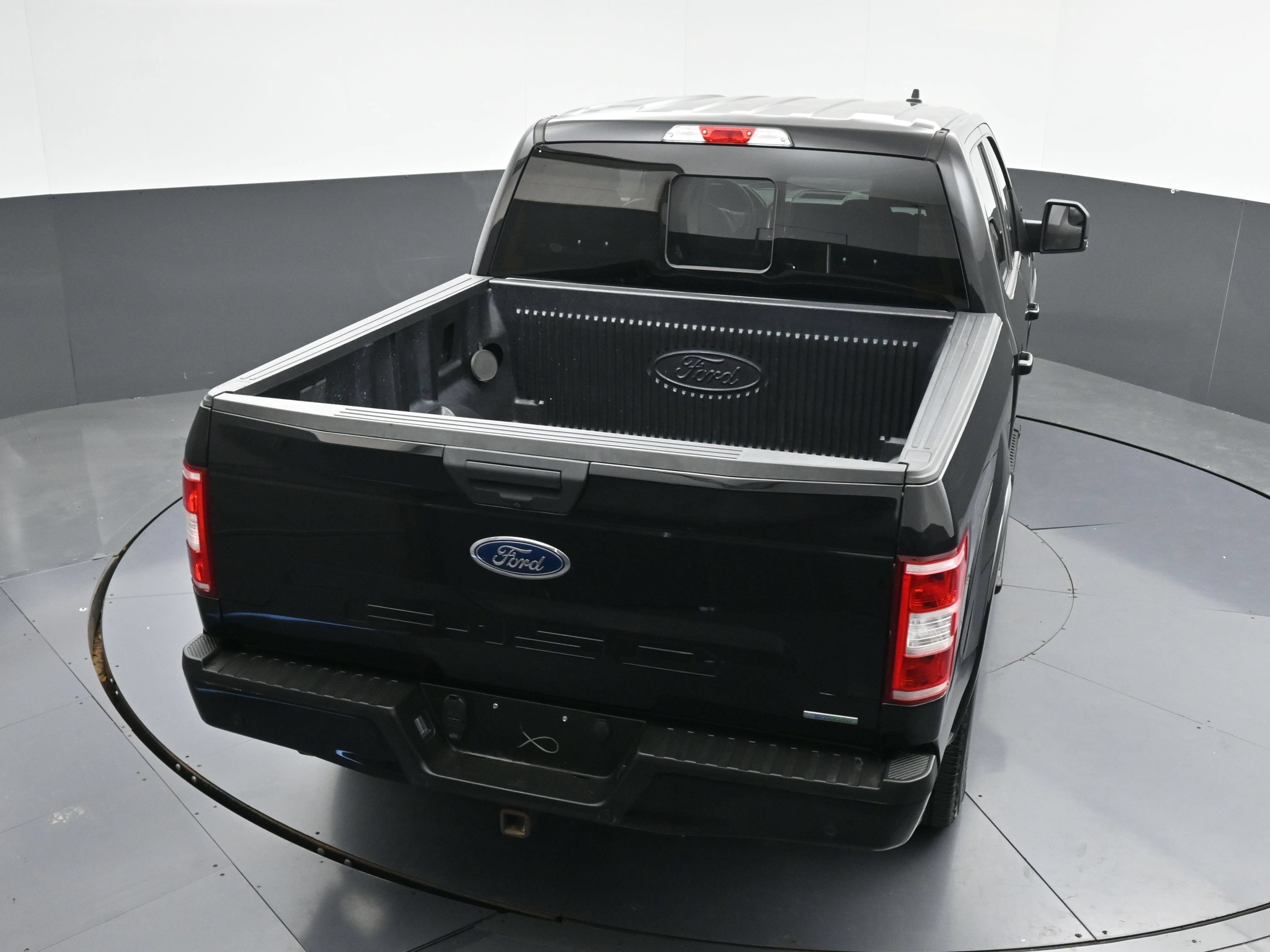Used 2019 Ford F150 XLT w/ Equipment Group 302A Luxury AWD/4WD image 38