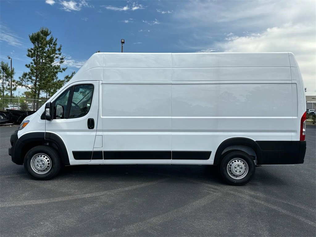 New 2024 RAM ProMaster 3500 w/ Convenience Group image 7