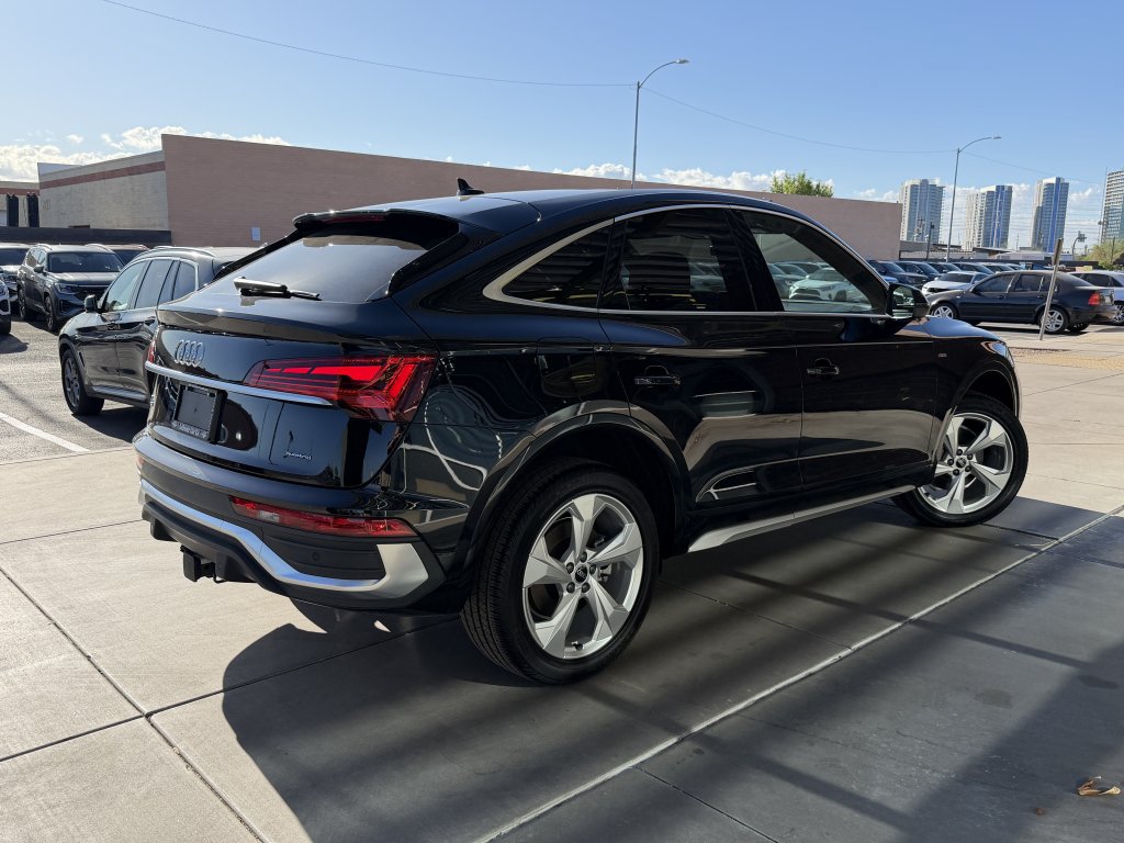Used 2024 Audi Q5 2.0T Premium Plus w/ Premium Plus Package AWD/4WD image 4