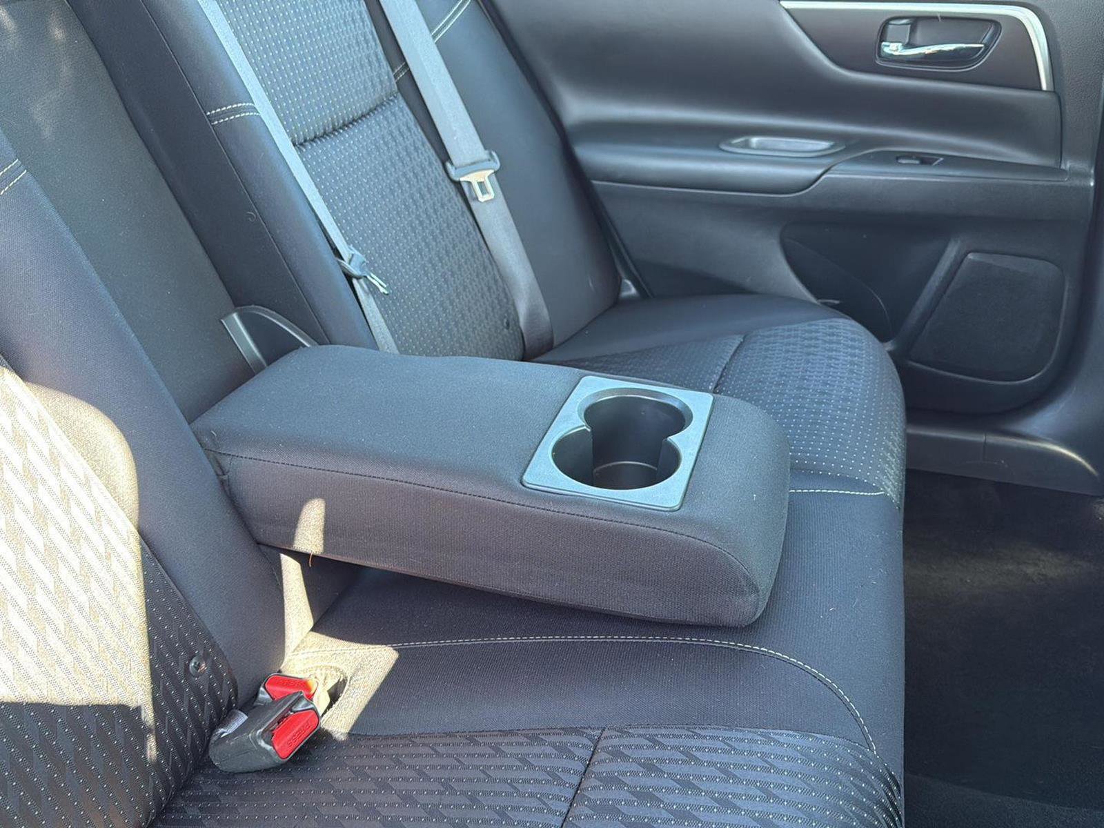 Used 2016 Nissan Altima 2.5 SV image 12