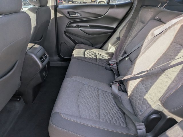 Used 2018 Chevrolet Equinox LT image 17