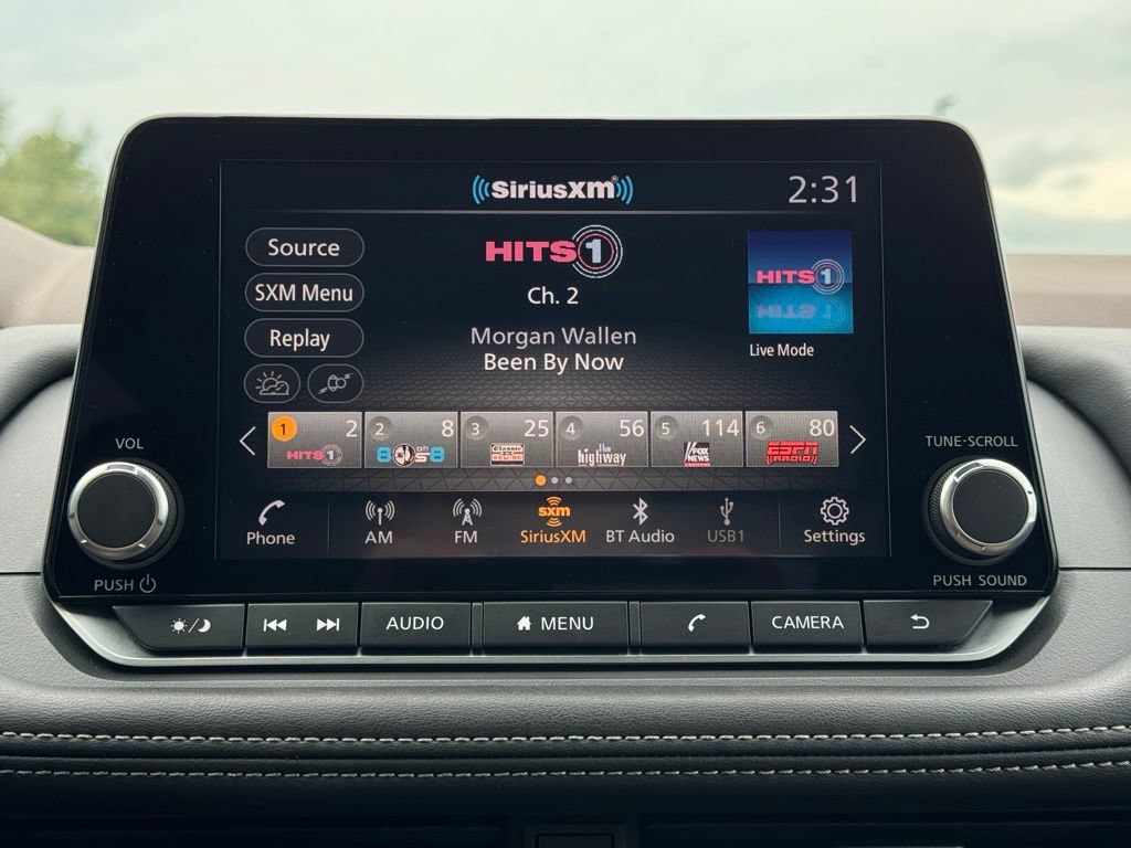Used 2023 Nissan Rogue SV AWD/4WD image 11