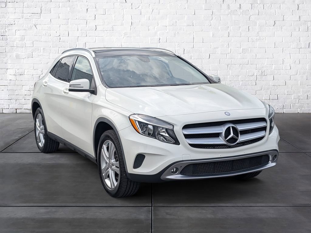 Used 2015 Mercedes-Benz GLA 250 4MATIC image 2