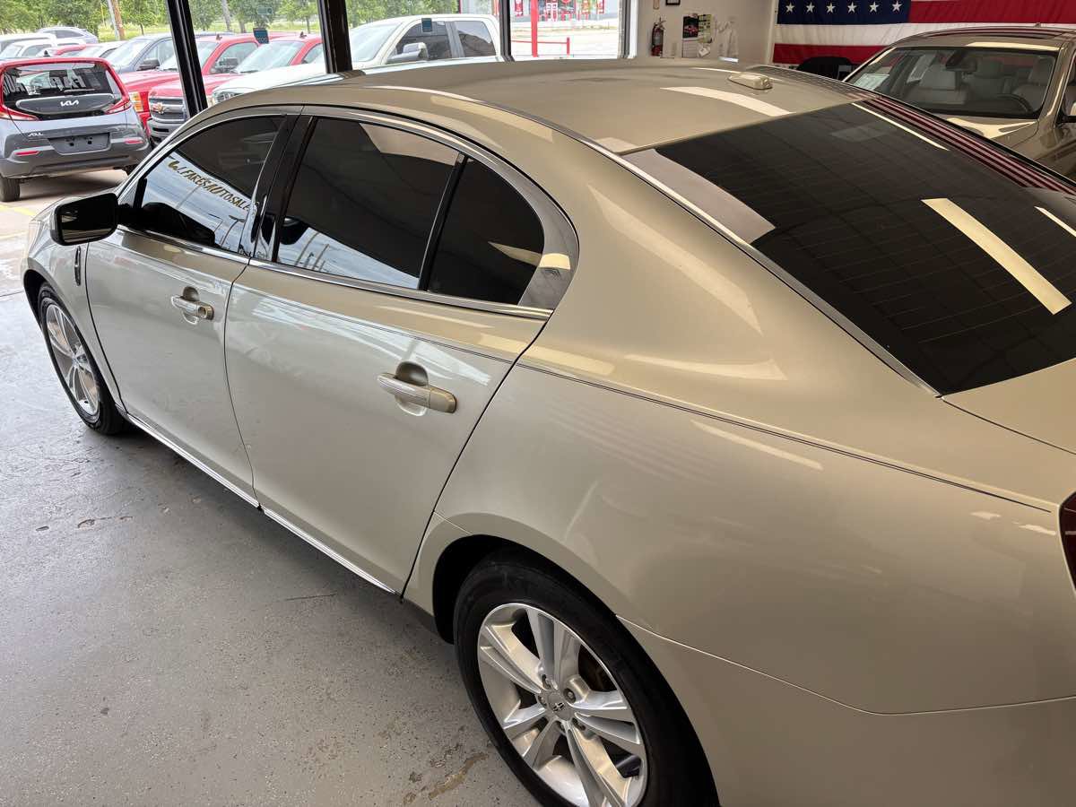 Used 2011 Lincoln MKS w/ 101A Rapid Spec Order Code FWD image 19