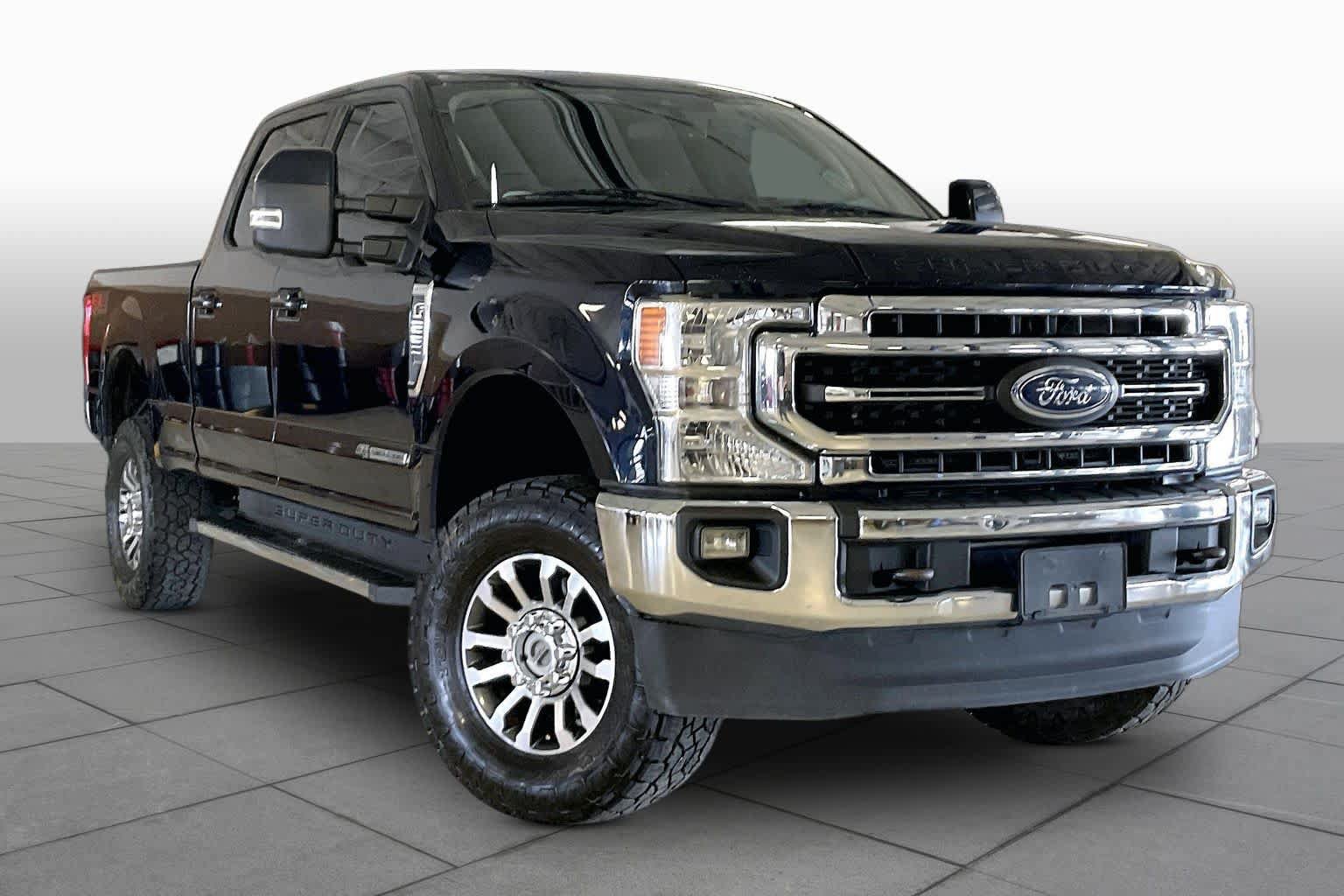Used 2022 Ford F250 Lariat w/ FX4 Off-Road Package AWD/4WD image 2