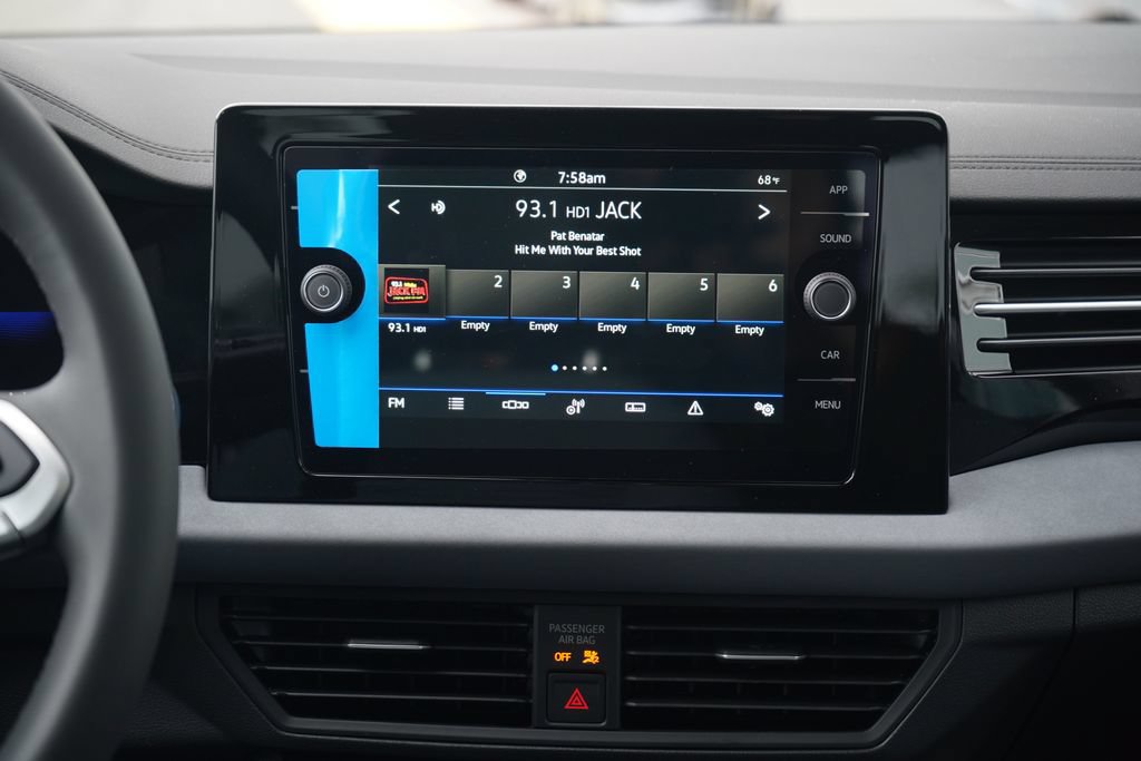 New 2026 Volkswagen Jetta SE FWD image 10