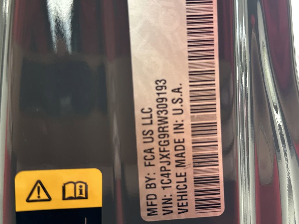 Used 2024 Jeep Wrangler Unlimited Rubicon w/ Safety Group image 38