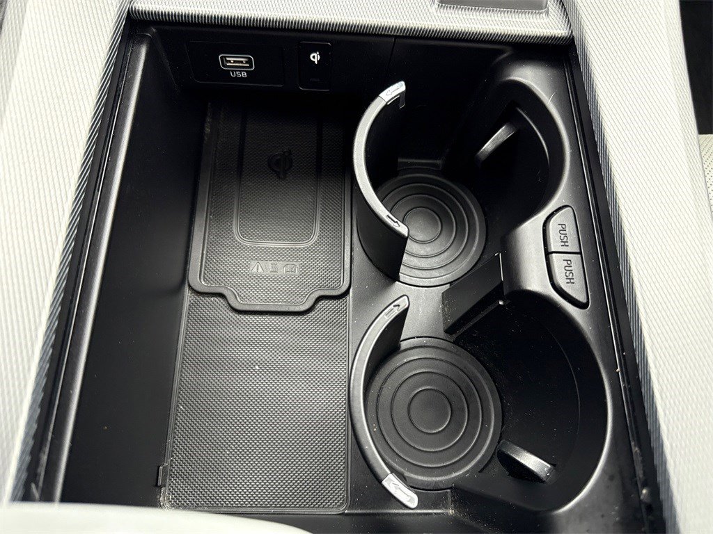 Used 2020 Hyundai Palisade SEL w/ Premium Package image 32