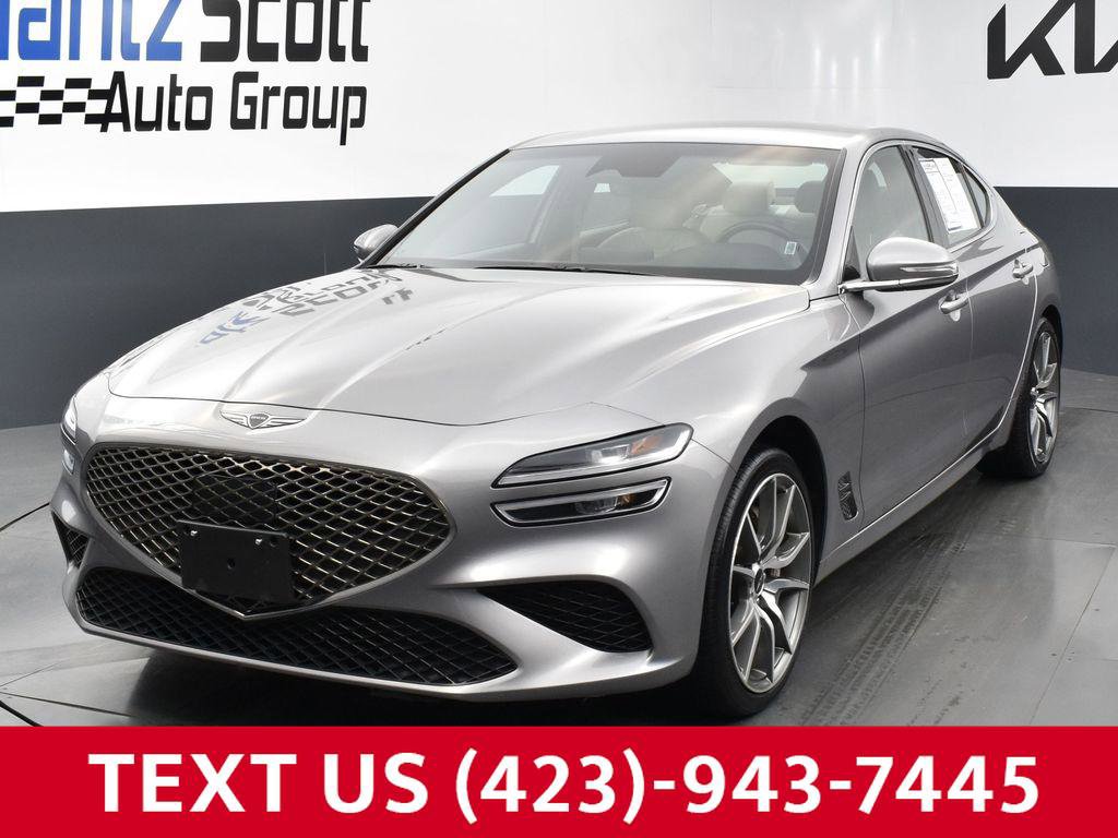Used 2025 Genesis G70 2.5T image 1