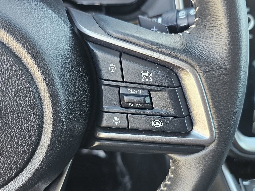 Certified 2025 Subaru Outback Premium image 33