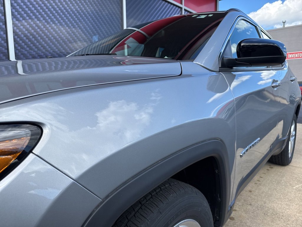 Used 2023 Jeep Compass Latitude w/ Convenience Group image 15