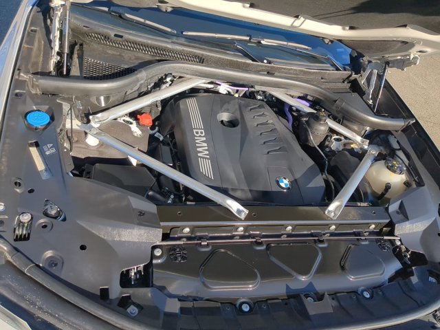 Used 2024 BMW X7 xDrive40i w/ M Sport Package image 26