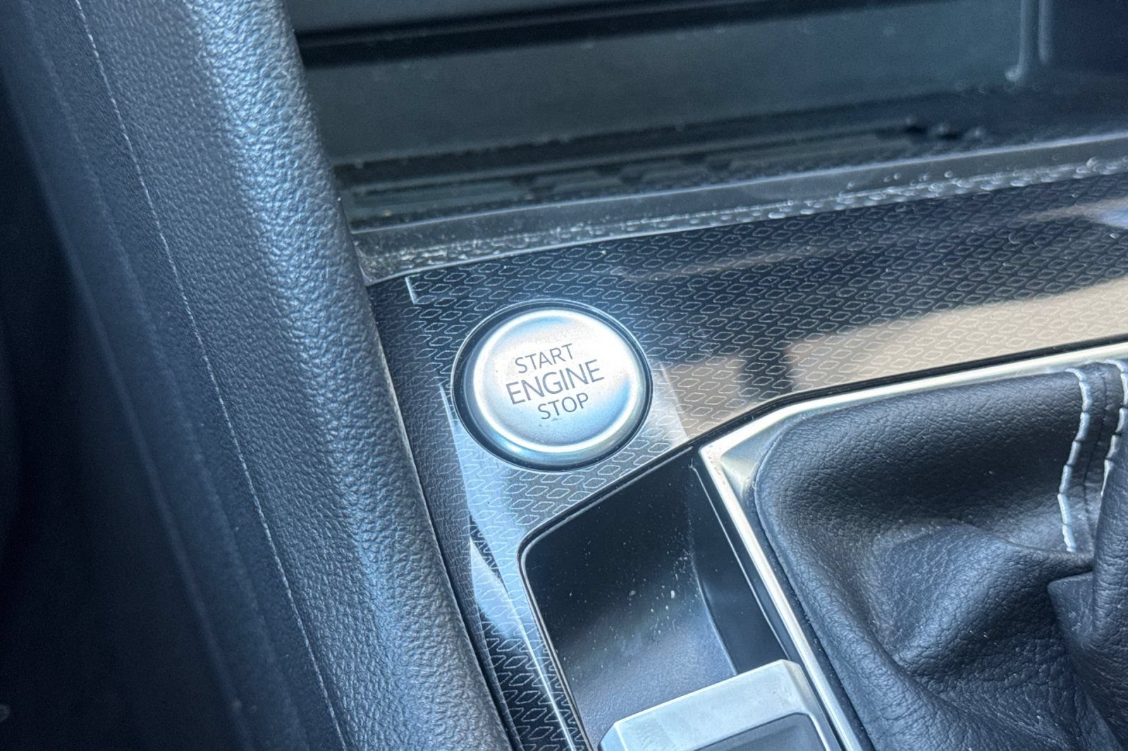 Certified 2026 Volkswagen Taos SE FWD image 22