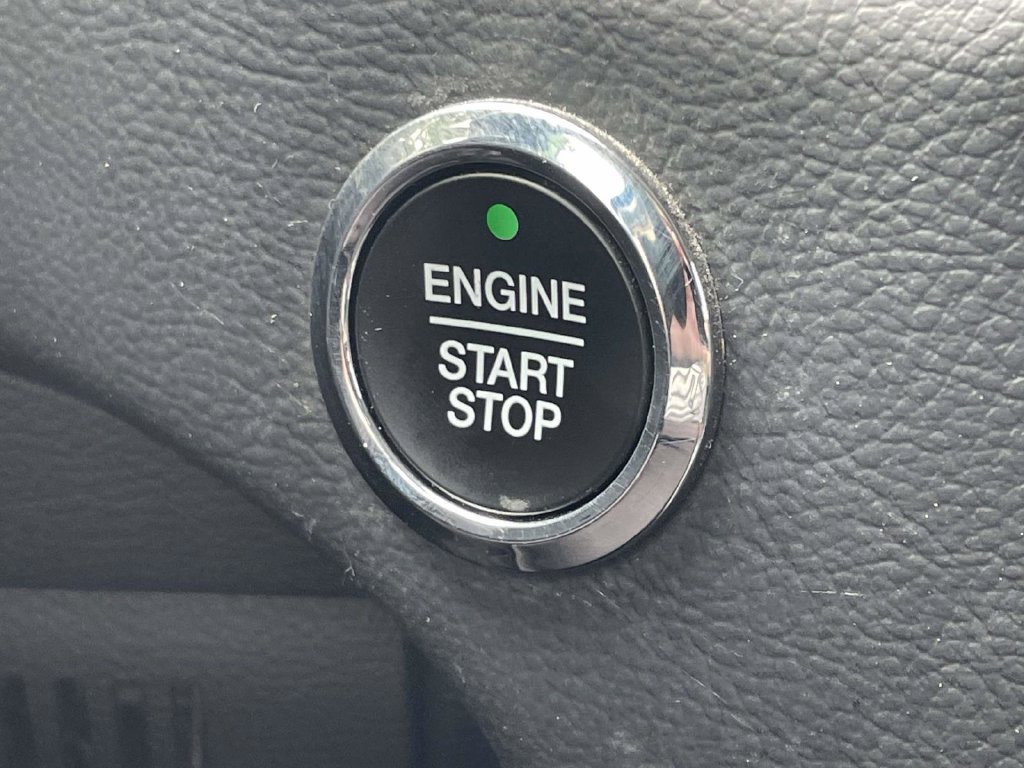 Used 2024 Ford Edge SEL AWD/4WD image 34