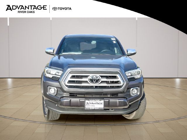Used 2023 Toyota Tacoma Limited AWD/4WD image 3