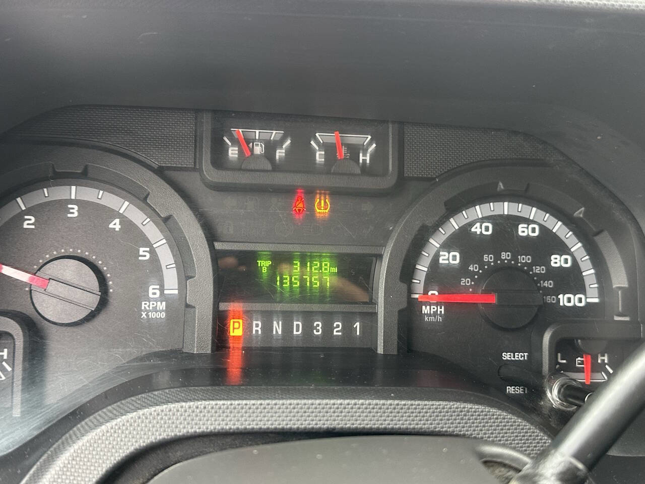 Used 2012 Ford E-350 and Econoline 350 Super Duty w/ PWR Locks & Windows Group image 21