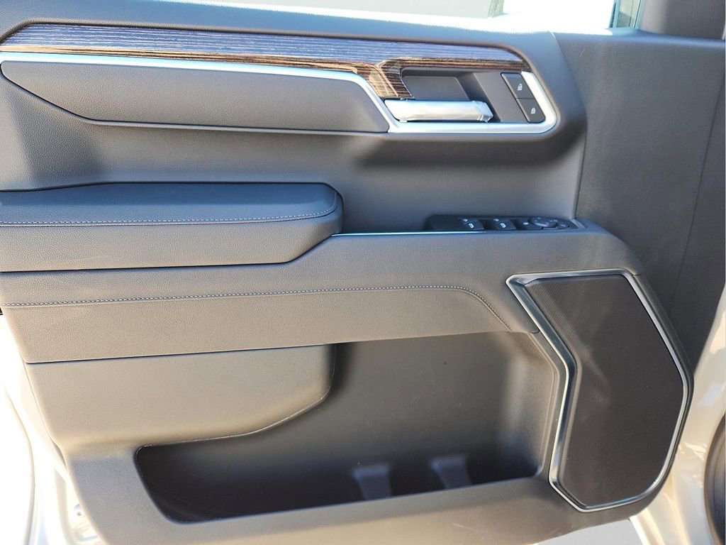 New 2026 GMC Sierra 1500 SLE AWD/4WD image 14