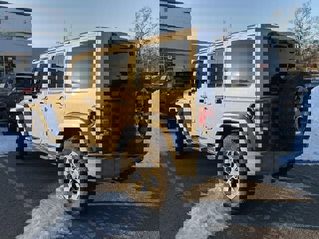 Used 2016 Jeep Wrangler Unlimited Sahara w/ Max Tow Package image 6