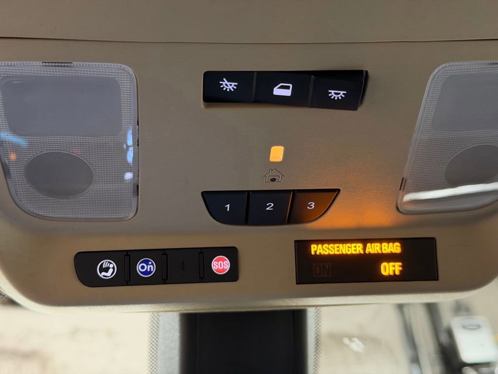 Certified 2017 Buick Envision Essence image 37