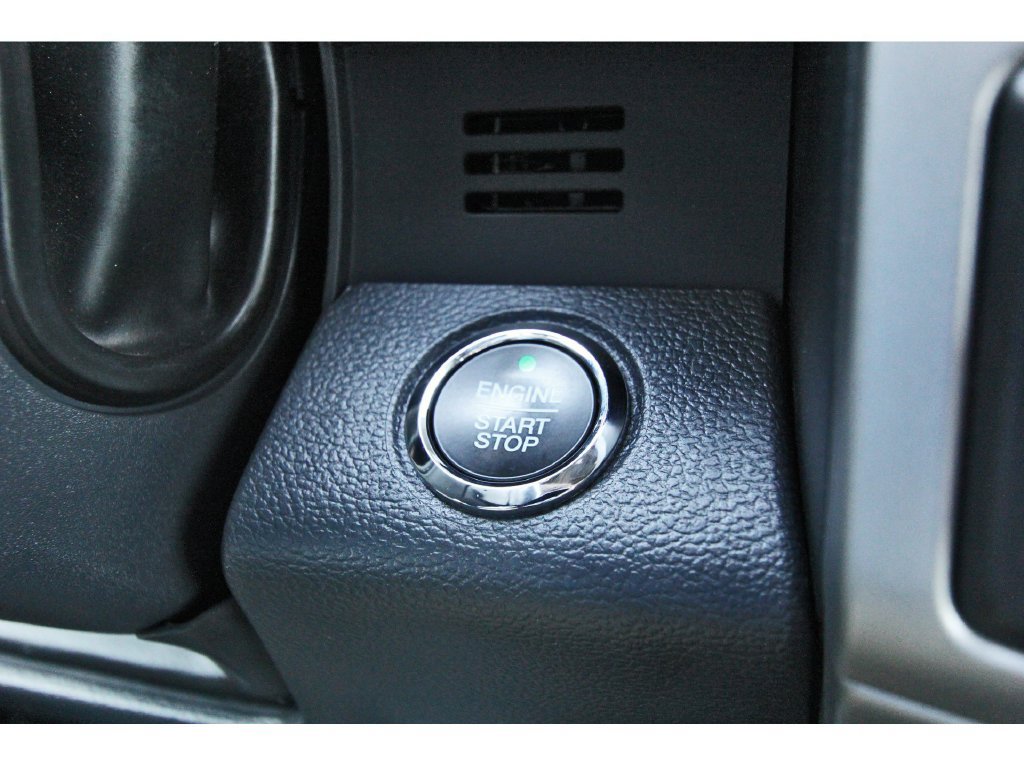 Certified 2022 Ford F250 Lariat w/ Lariat Ultimate Package AWD/4WD image 30