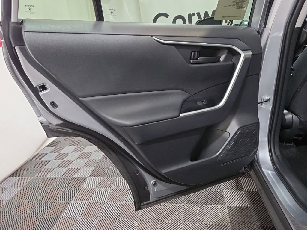 Used 2025 Toyota RAV4 LE image 18