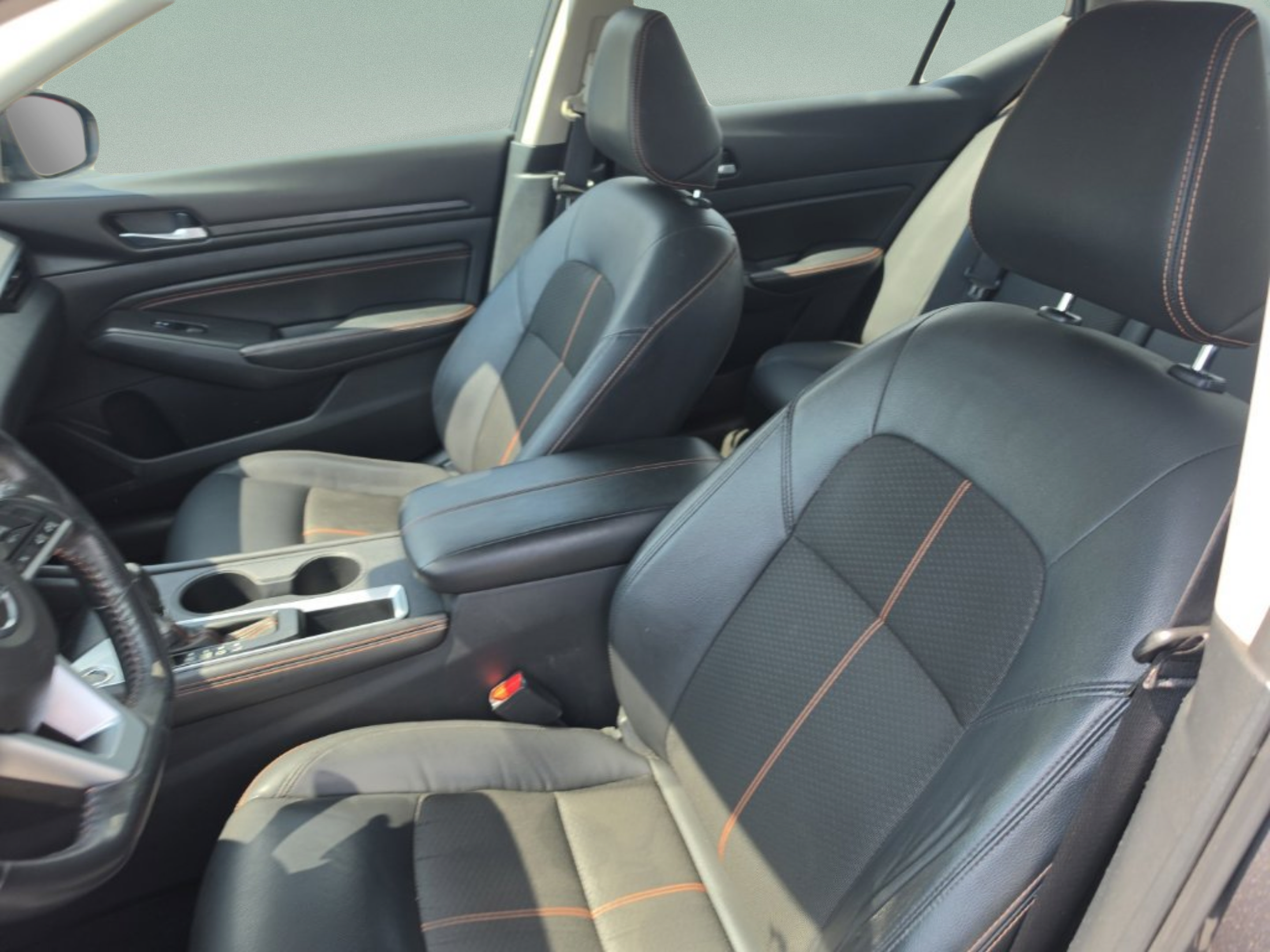 Used 2022 Nissan Altima 2.5 SR FWD image 18