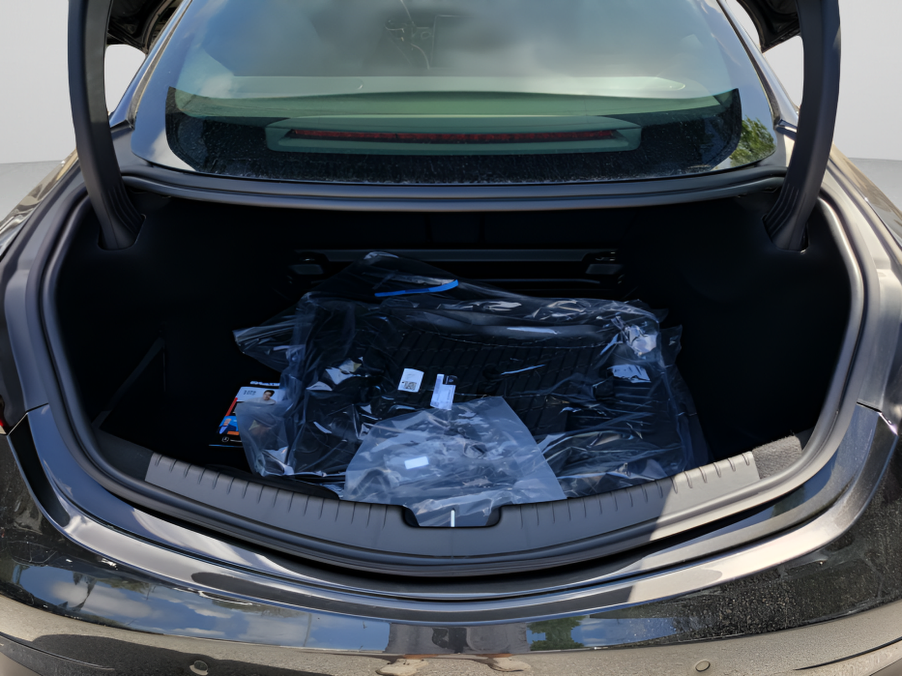 New 2026 Mercedes-Benz CLE 300 4MATIC Coupe image 5