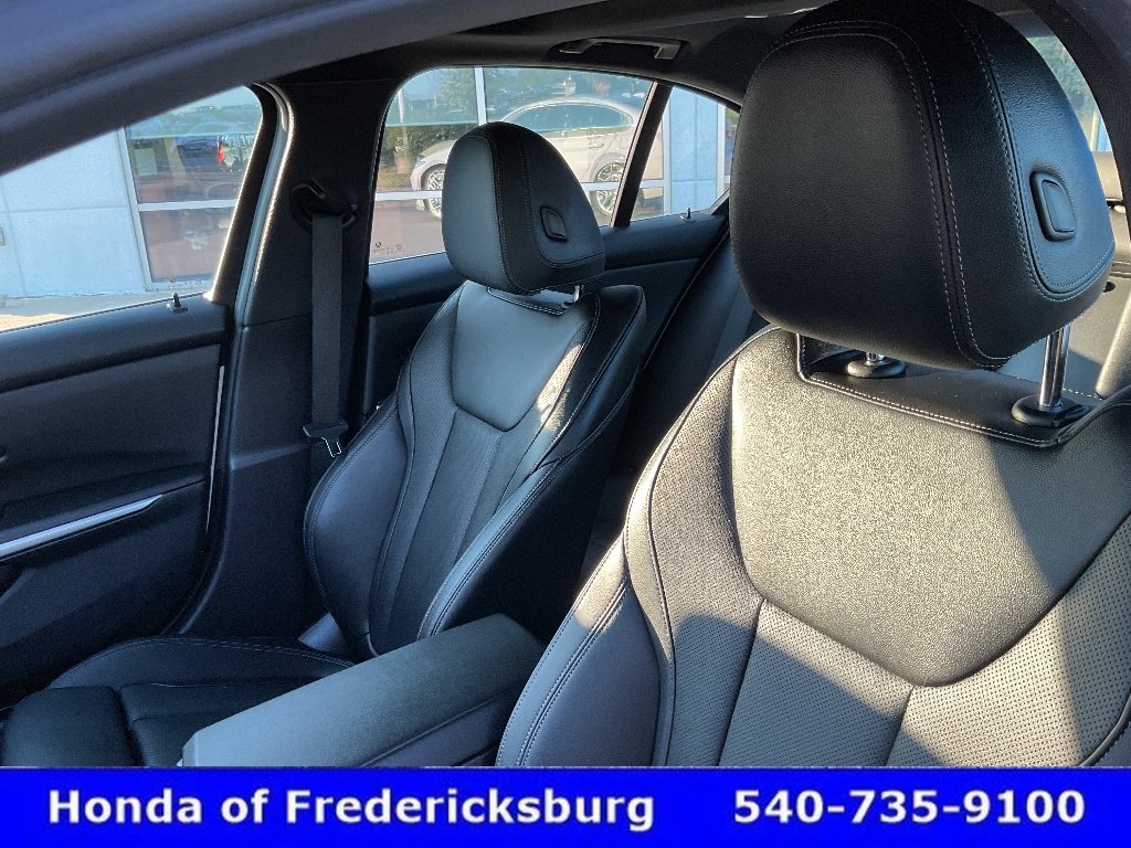 Used 2026 BMW 330i xDrive Sedan AWD/4WD image 25