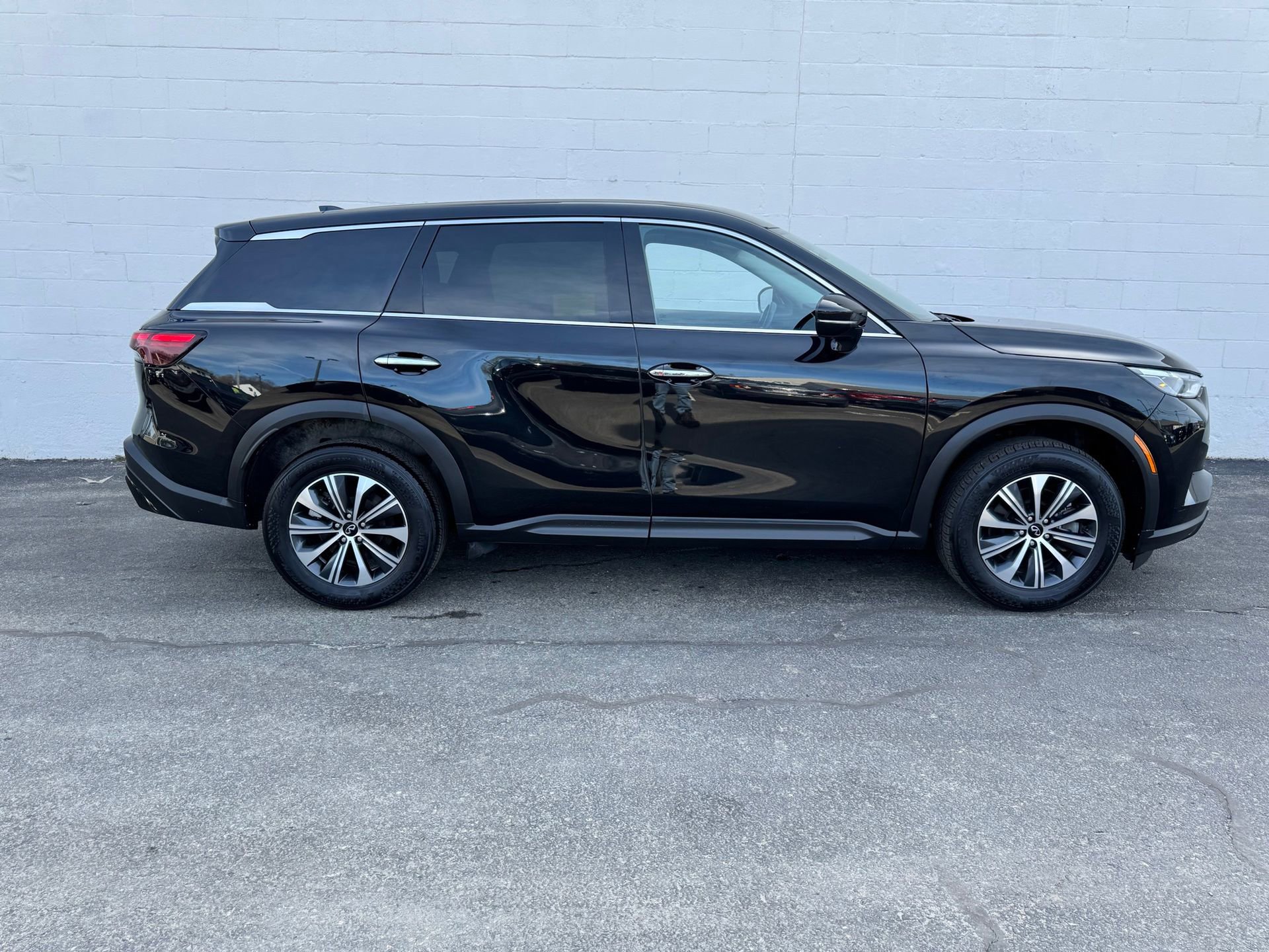 Used 2024 INFINITI QX60 Pure image 7