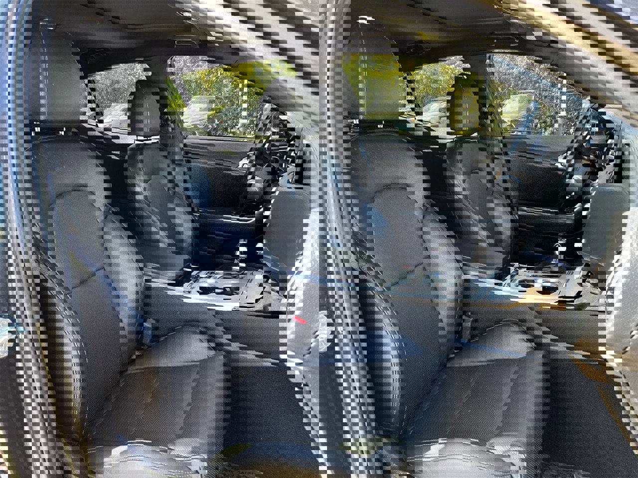 Used 2022 Kia Stinger GT1 image 24