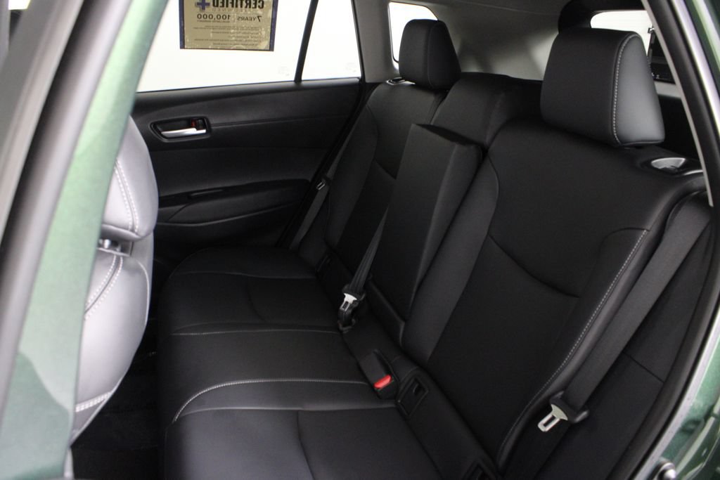 Used 2023 Toyota Corolla Cross XLE w/ Convenience Package FWD image 21