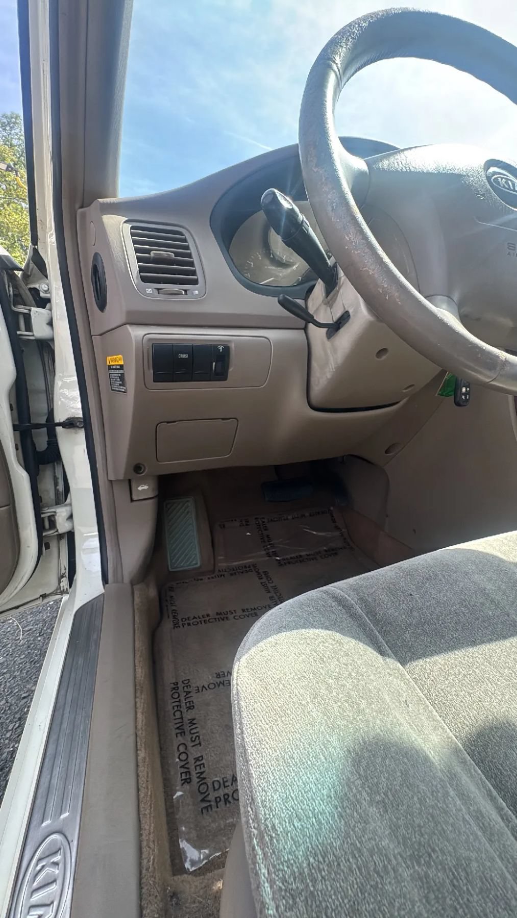 Used 2004 Kia Optima FWD image 12