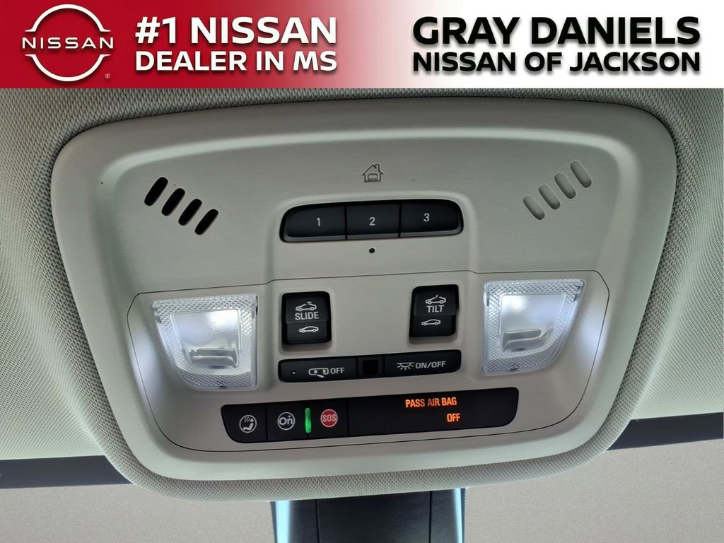 Used 2019 Chevrolet Traverse Premier w/ Driver Confidence II Package image 21