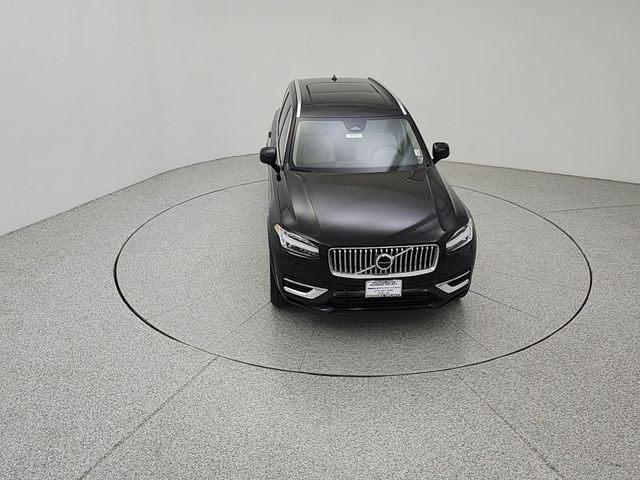 Certified 2025 Volvo XC90 T8 Plus w/ Protection Package Premier AWD/4WD image 14