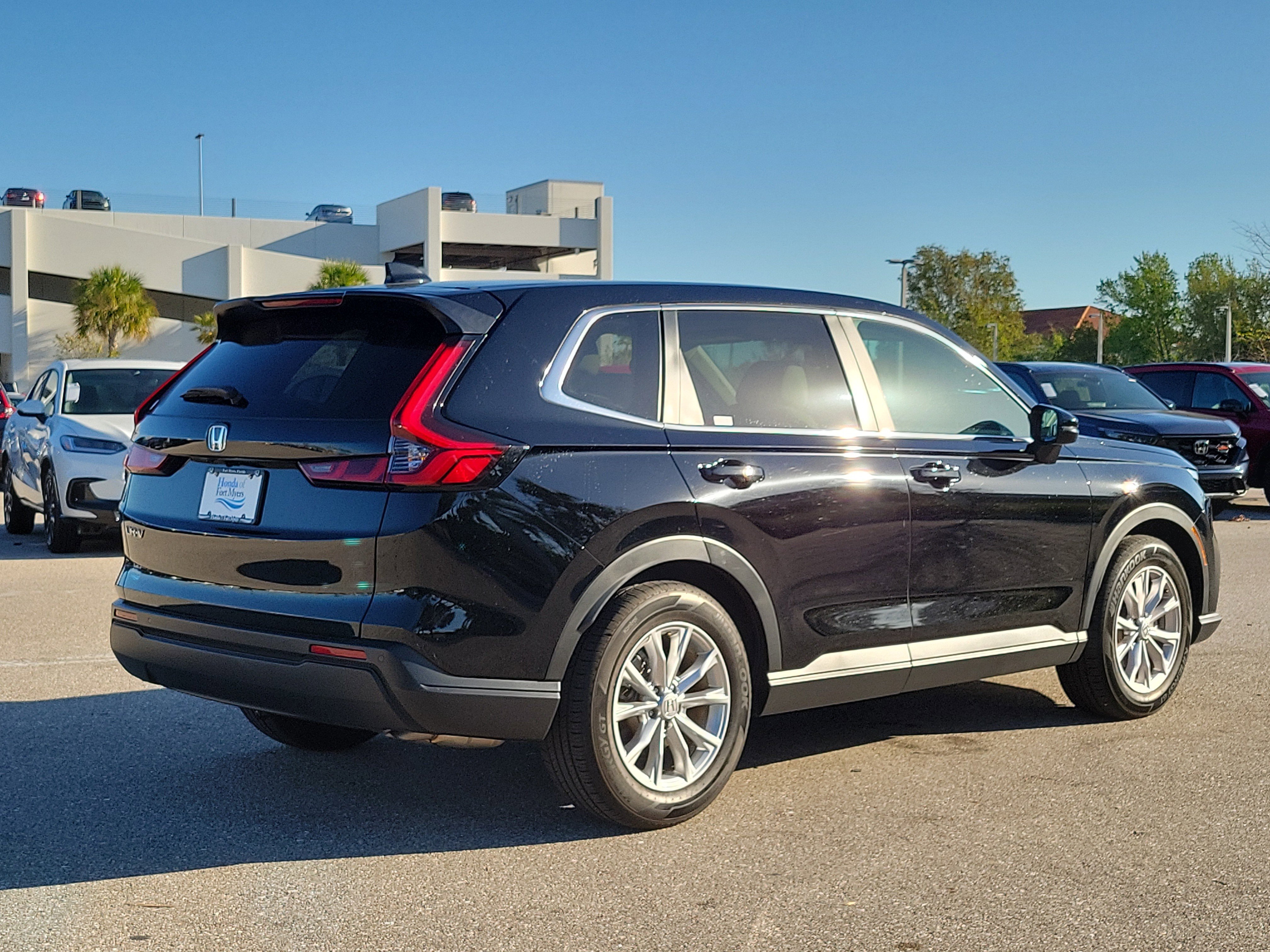Used 2024 Honda CR-V EX-L image 6