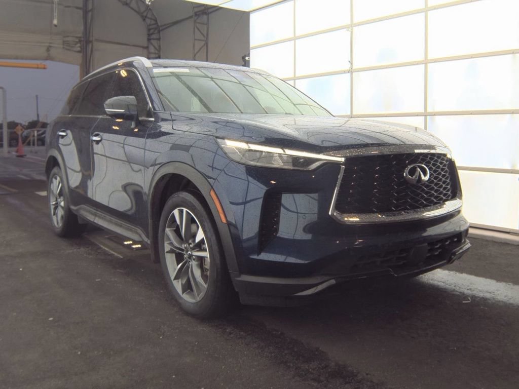 Certified 2023 INFINITI QX60 Luxe w/ Cargo Package FWD image 9