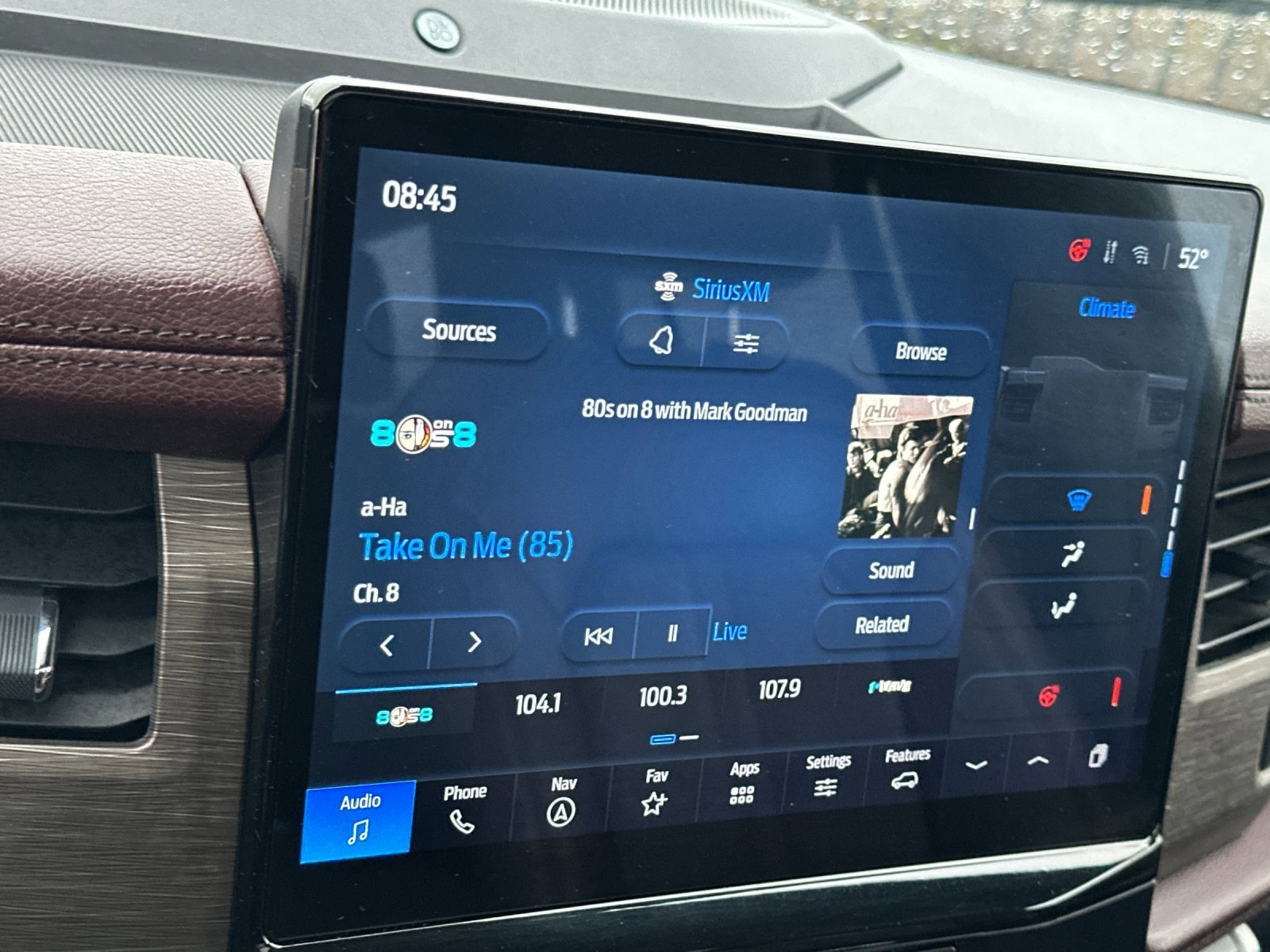 Used 2024 Ford Expedition Max Limited image 19