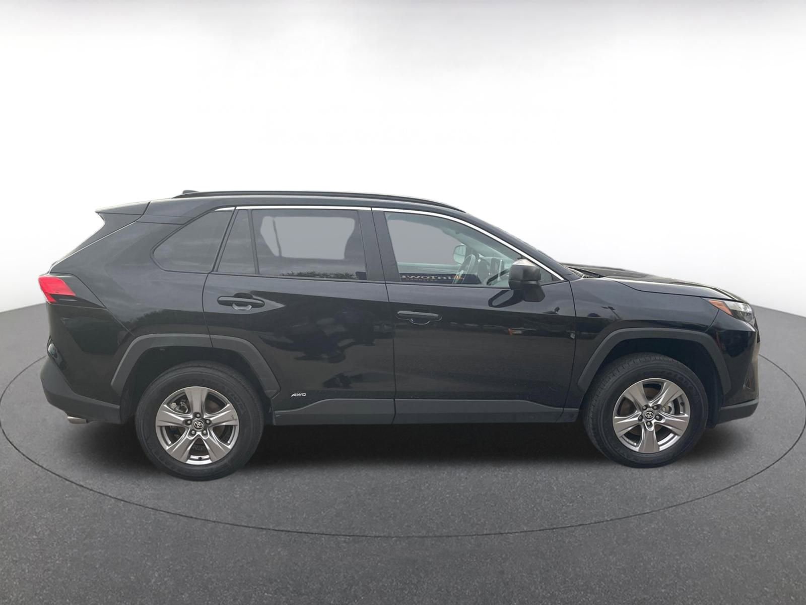 Used 2025 Toyota RAV4 LE image 15